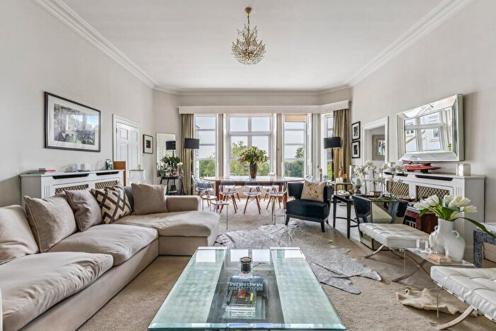 3 Bedroom Apartment For Sale In Portnall Drive, GU25