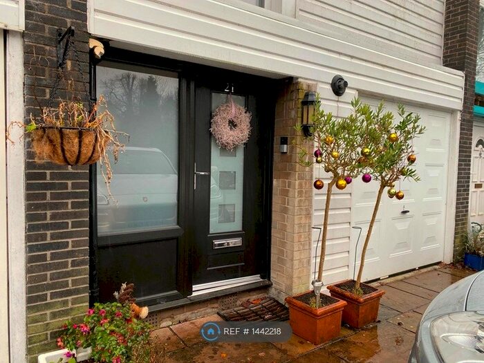 3 Bedroom Terraced House To Rent In Bollin Mews, Prestbury, Macclesfield, SK10