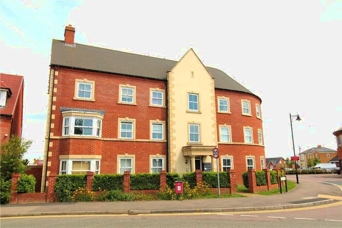 2 Bedroom Apartment To Rent In Kingswood Way, Great Denham, MK40