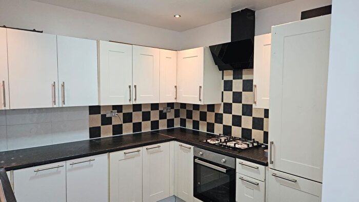 4 Bedroom Terraced House To Rent In Dagenham, RM8