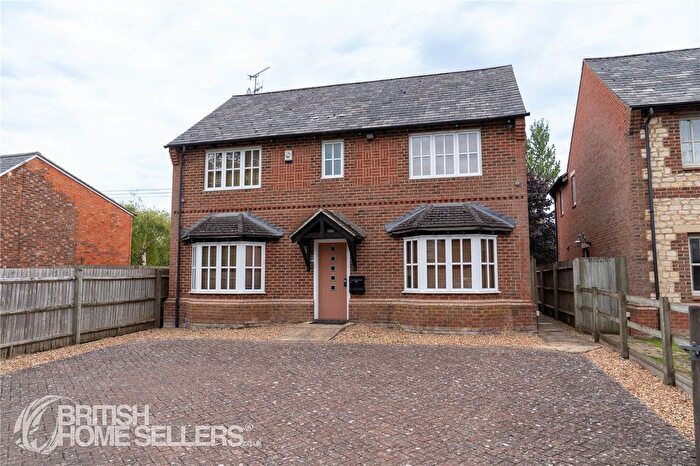 4 Bedroom Detached House For Sale In Risborough Road, Kingsey, Aylesbury, Buckinghamshire, HP17