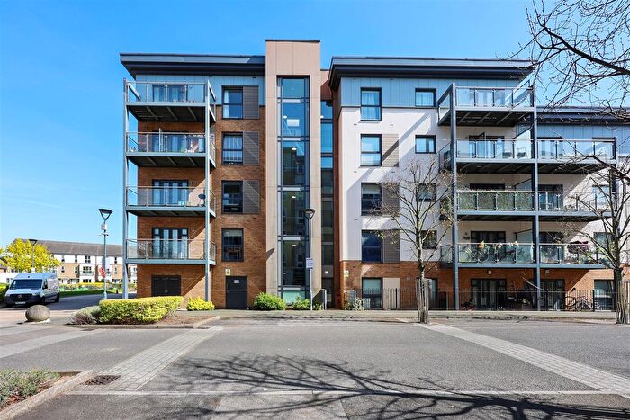 2 Bedroom Flat For Sale In Clovelly Court, Wintegreen Boulevard, West Drayton, UB7