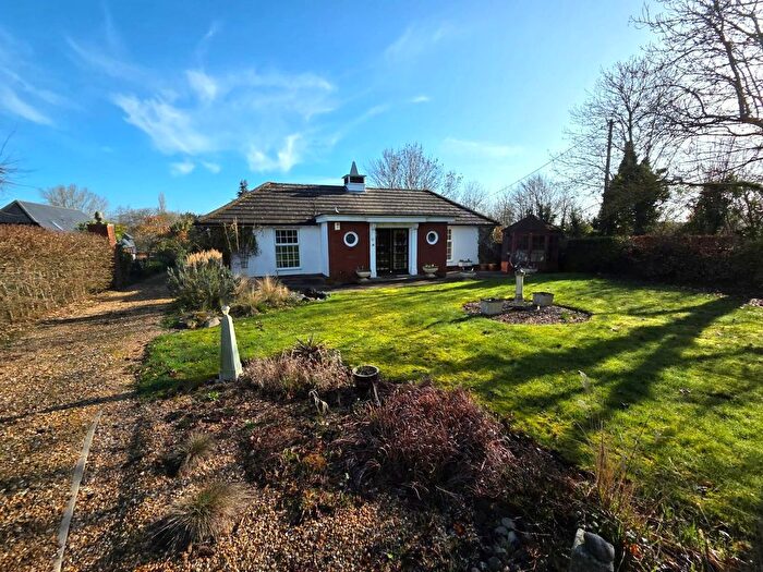 4 Bedroom Bungalow For Sale In The Leys, Little Gransden, SG19