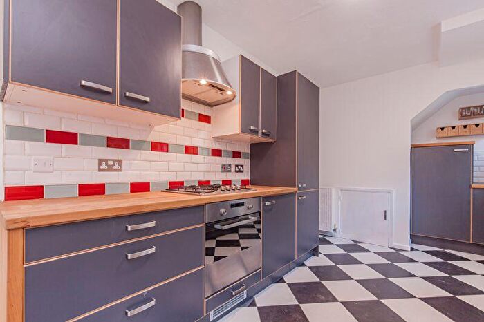 5 Bedroom Terraced House To Rent In Coppock Close, Oxford, OX3