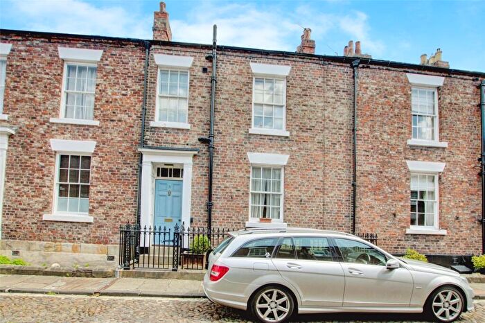3 Bedroom Terraced House For Sale In Leazes Place, Durham, DH1