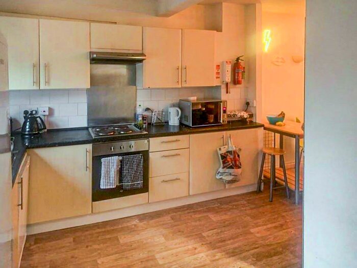 6 Bedroom House To Rent In Victoria Road, Fallowfield, Manchester, Greater Manchester, M14