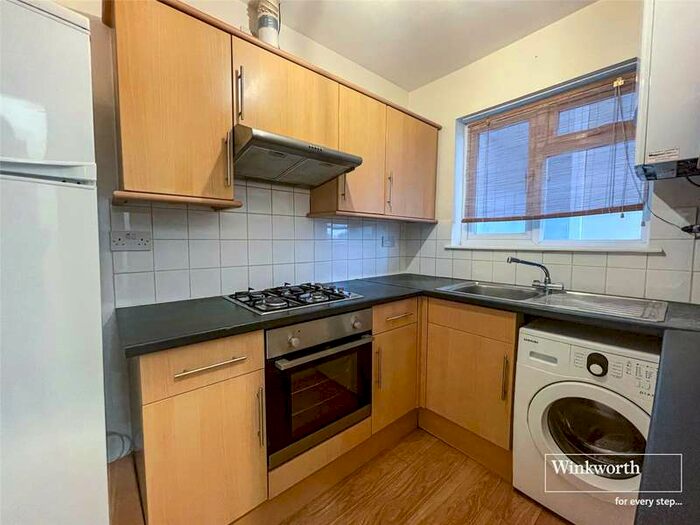 2 Bedroom Flat To Rent In Kingsbury Road, Kingsbury, London, NW9