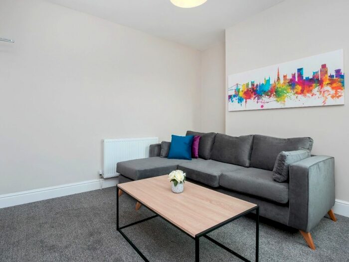 4 Bedroom Terraced House To Rent In Tyndale Avenue, Fishponds, Bristol, BS16