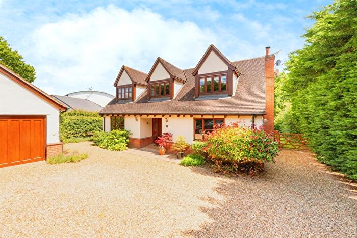 4 Bedroom Detached House For Sale In Little Heath, Gamlingay, Sandy, SG19