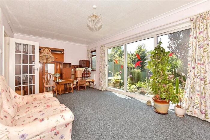 3 Bedroom End Of Terrace House For Sale In Greenfields, Sellindge, Ashford, Kent, TN25