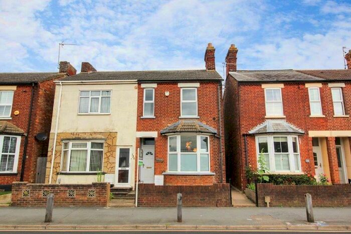 3 Bedroom Terraced House To Rent In High Street, Clapham, MK41