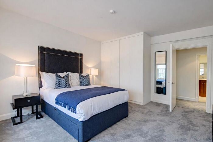 2 Bedroom Flat To Rent In Fulham Road, London, SW3