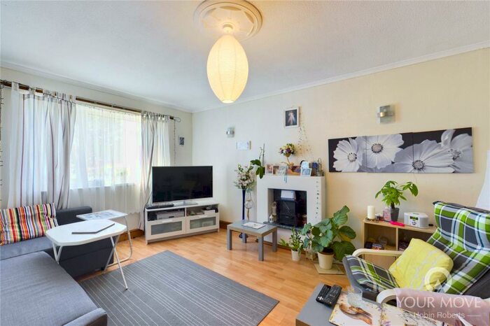 3 Bedroom Terraced House To Rent In Hangerfield Court, Northampton, NN3