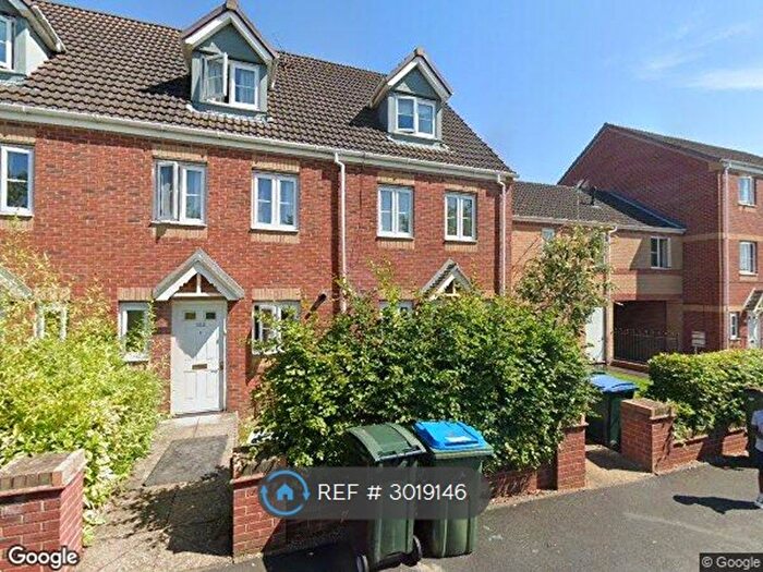 3 Bedroom Terraced House To Rent In Signet Square, Coventry, CV2