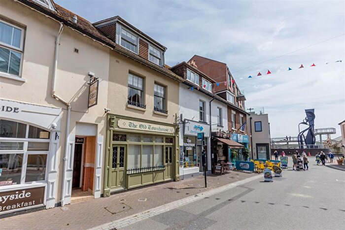 Studio To Rent In High Street, Poole, BH15