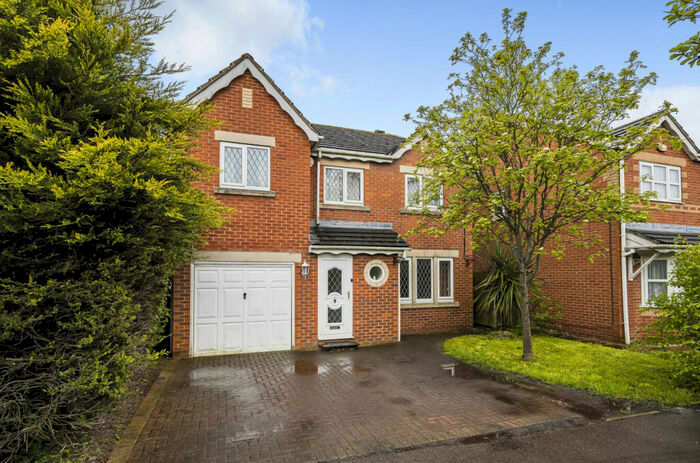 4 Bedroom Detached House For Sale In Navigation Way, Hull, HU9