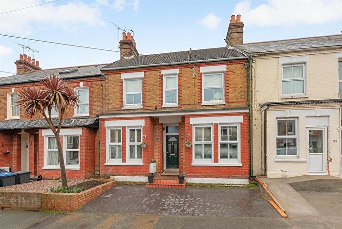 4 Bedroom Terraced House For Sale In Clare Road, Whitstable, CT5