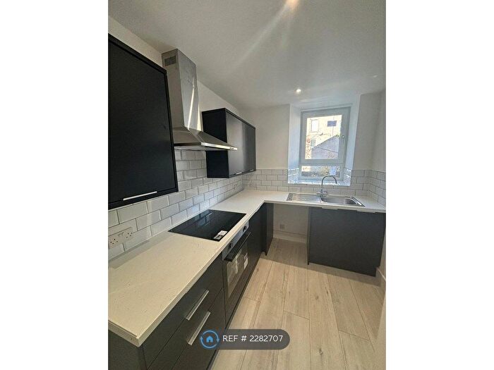1 Bedroom Flat To Rent In Cleghorn Street, Dundee, DD2