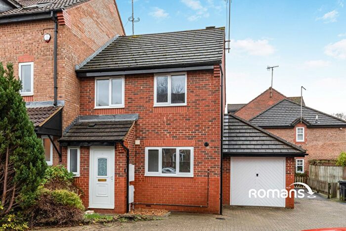 3 Bedroom Semi Detached House To Rent In Riverside Walk, St. George, Bristol, BS5