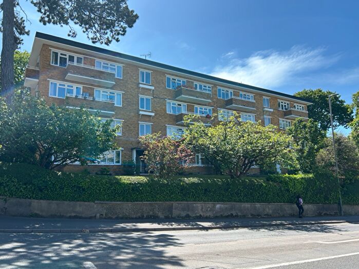 2 Bedroom Flat To Rent In Boscombe Spa Road, Boscombe, BH5