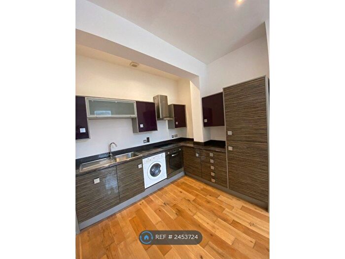 2 Bedroom Flat To Rent In West Sunniside, Sunderland, SR1