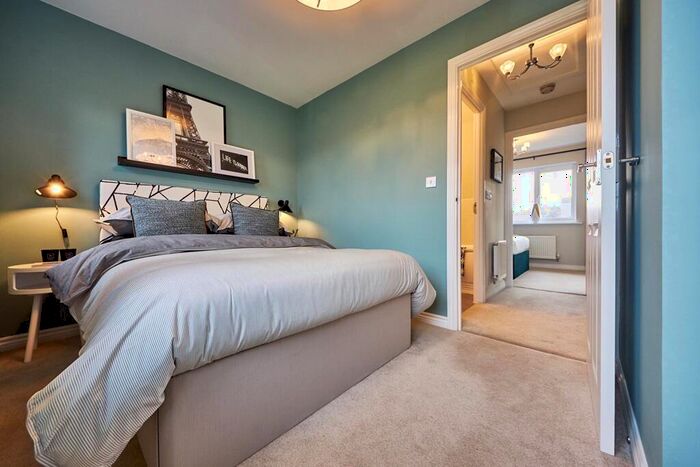 2 Bedroom Semi-Detached House For Sale In Cwrt Sirhowy Cwm Gelli Blackwood, NP12