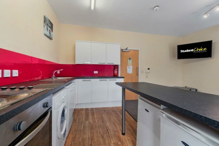 4 Bedroom Flat To Rent In Harwell Street, Plymouth, Devon, PL1