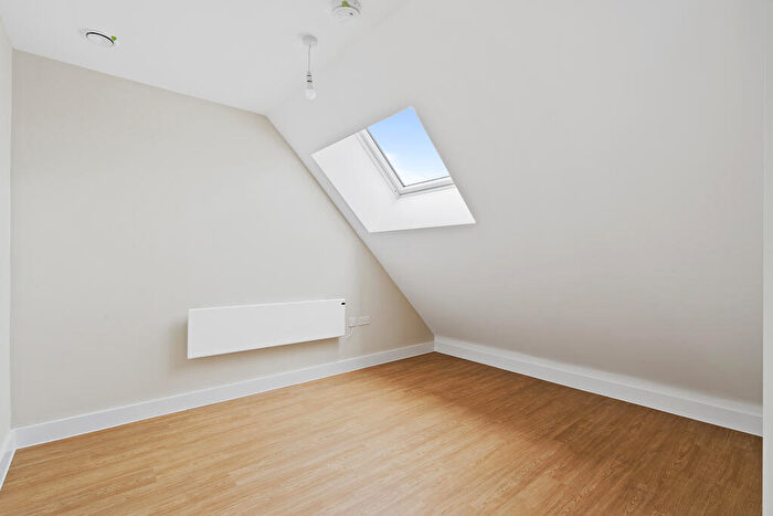 1 Bedroom Apartment To Rent In Weavers Yard, Newbury Newbury, RG14