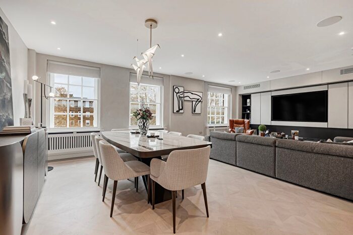 3 Bedroom Flat For Sale In Lowndes Square, Knightsbridge, London, SW1X