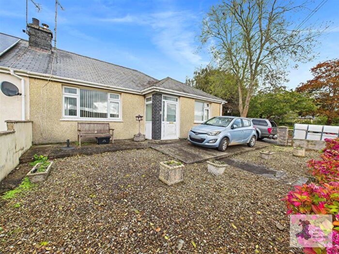 3 Bedroom Semi-Detached Bungalow For Sale In Derwen Gardens, Adpar, Newcastle Emlyn, SA38
