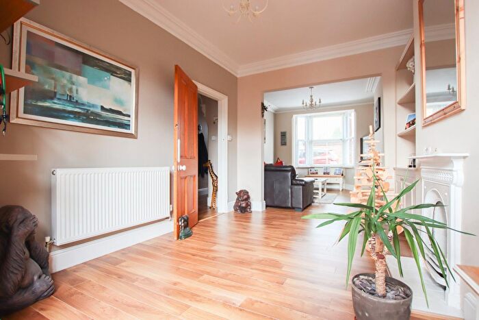 3 Bedroom End Of Terrace House For Sale In Extons Road, King's Lynn, Norfolk, PE30