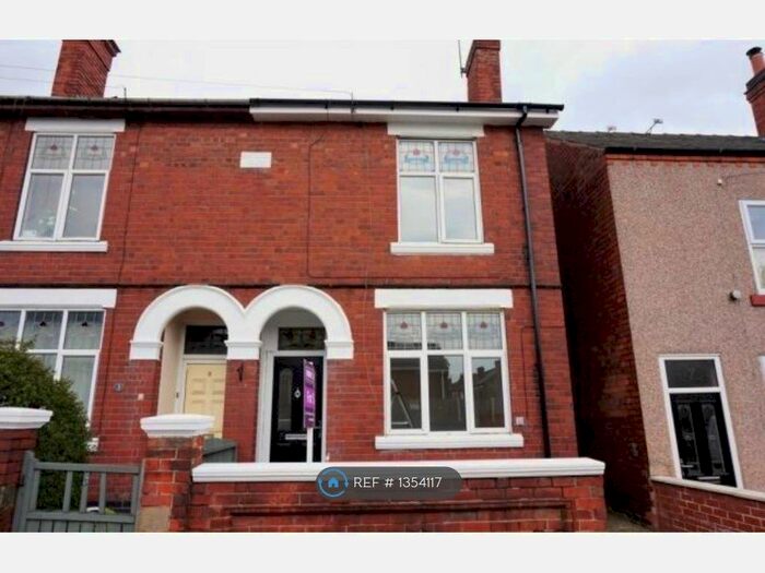 3 Bedroom End Of Terrace House To Rent In Main Road, Leabrooks, Alfreton, DE55