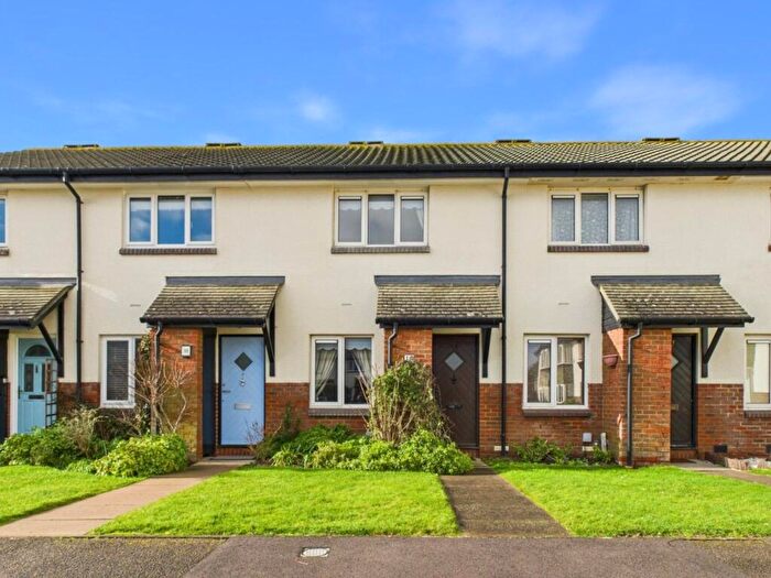 2 Bedroom Terraced House For Sale In Newport Mews, Worthing, BN11