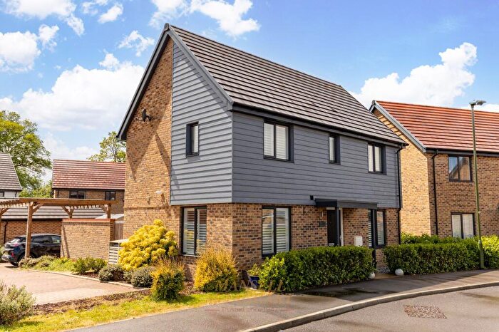 3 Bedroom Detached House For Sale In Gibby Road, Copthorne, RH10