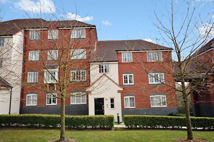 1 Bedroom Flat To Rent In Node Way Gardens, Welwyn, AL6