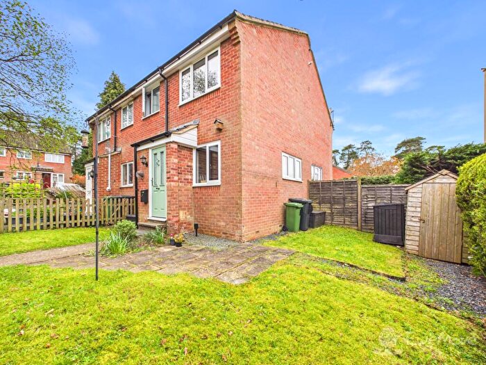 1 Bedroom Cluster House For Sale In Cornwall Road, Whitehill, Bordon, Hampshire, GU35