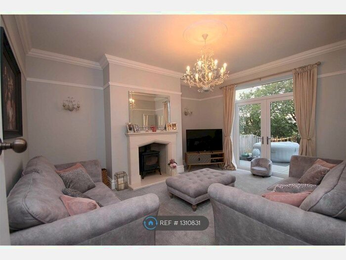 3 Bedroom Semi-Detached House To Rent In Stamfordham Road, Newcastle Upon Tyne NE5