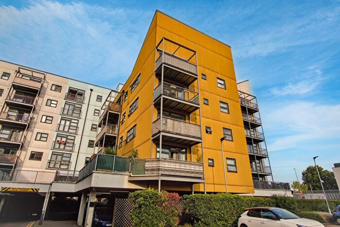 1 Bedroom Flat For Sale In Maltings Close, London, E3