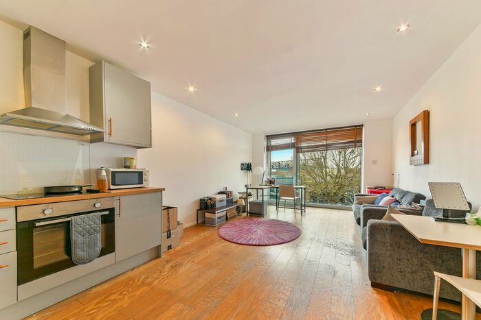 1 Bedroom Flat To Rent In Tower Bridge Road, London Bridge, SE1