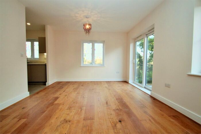 2 Bedroom Flat To Rent In Prince Albert Court, Pield Heath Road, Uxbridge, UB8