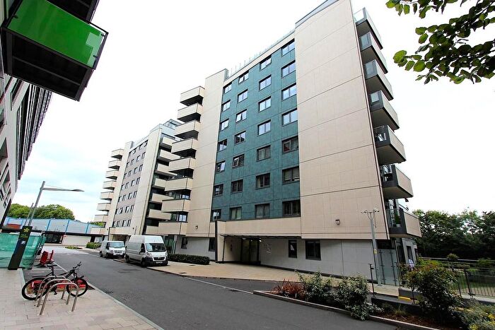 1 Bedroom Flat To Rent In Waterside Way, London, N17