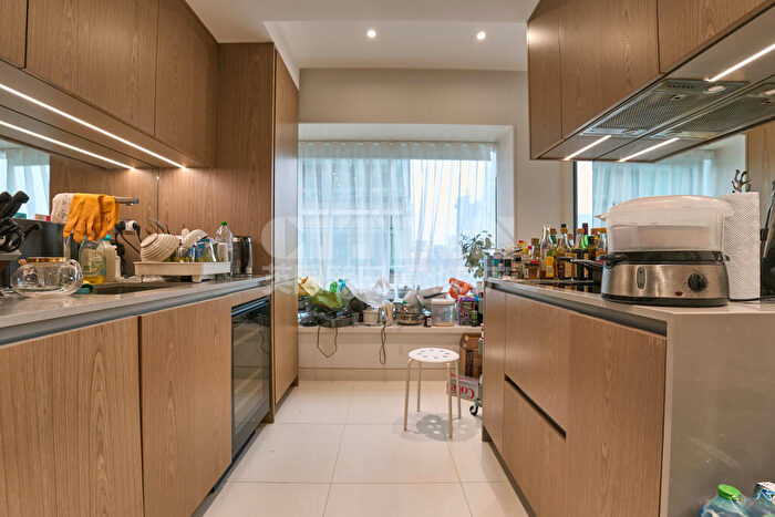 2 Bedroom Apartment To Rent In Sugar Quay, Water Lane, London, EC3R
