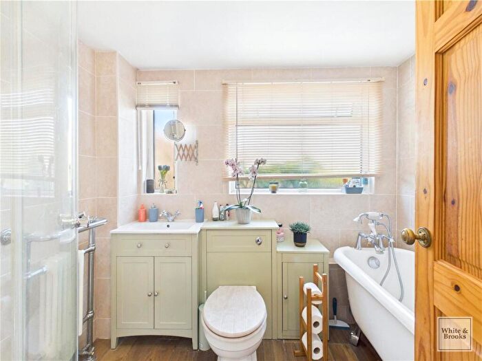 3 Bedroom Terraced House For Sale In Richmond Road, Gosport, PO12