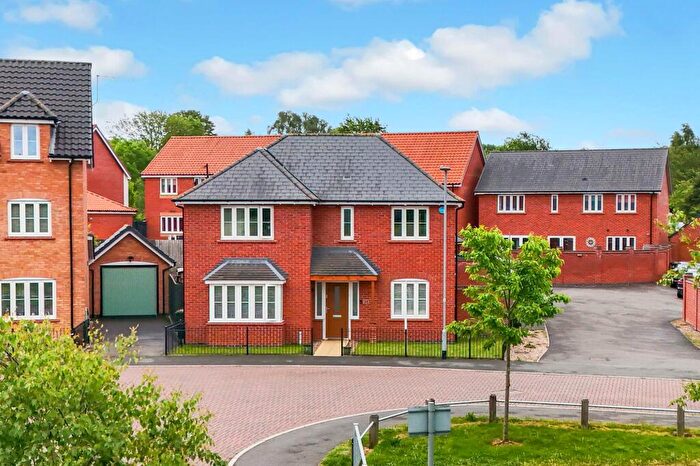 4 Bedroom Detached House For Sale In Dunnock Drive, Stapleford, NG9