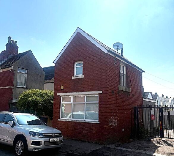 1 Bedroom Coach House To Rent In Universal Street, Cardiff, CF11