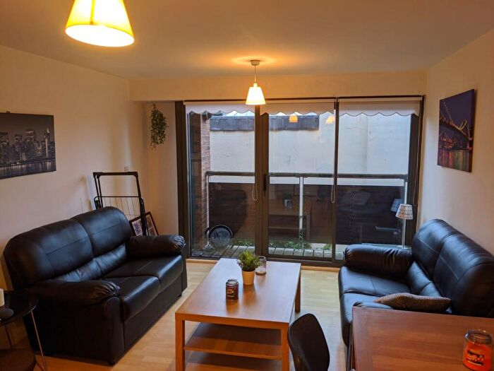 2 Bedroom Flat To Rent In Colquitt Street, Liverpool, L1