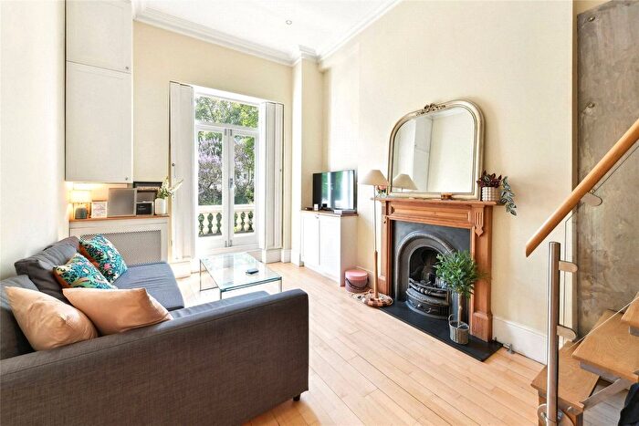 2 Bedroom Flat To Rent In Eccleston Square, London, SW1V