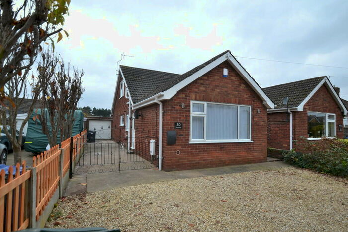 3 Bedroom Semi-Detached Bungalow To Rent In Park Lane, Blaxton, Doncaster, DN9