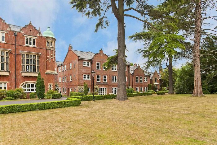 1 Bedroom Flat To Rent In Pengilly House, Horseshoe Lane East, Guildford, GU1