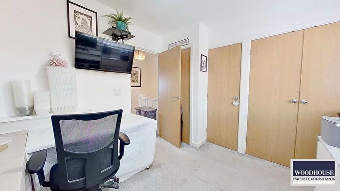 2 Bedroom Terraced House For Sale In Aldermere Avenue, Cheshunt, EN8